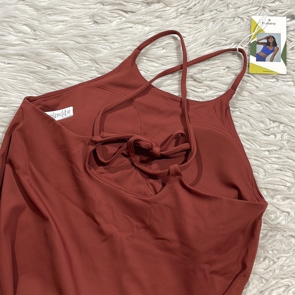 NWT Halara Everyday 2-in-1 Activity Dress-Perfection in Auburn Red - Picture 11 of 11